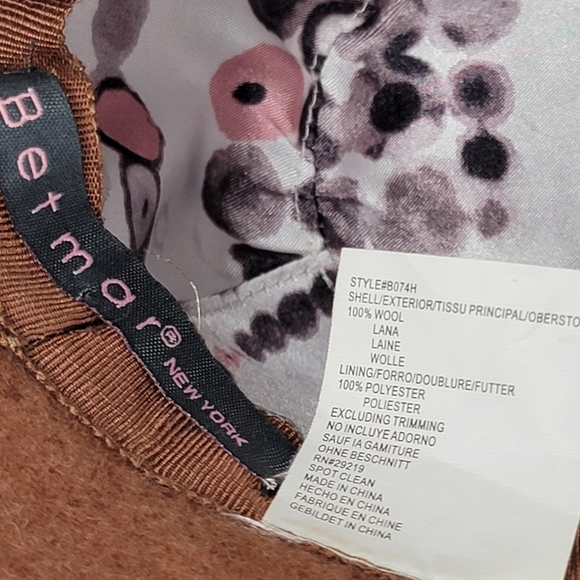 Betmar 100% Wool Mia Felt Fedora with Contrast Stitching and Bow, Pecan, EUC - Picture 6 of 9